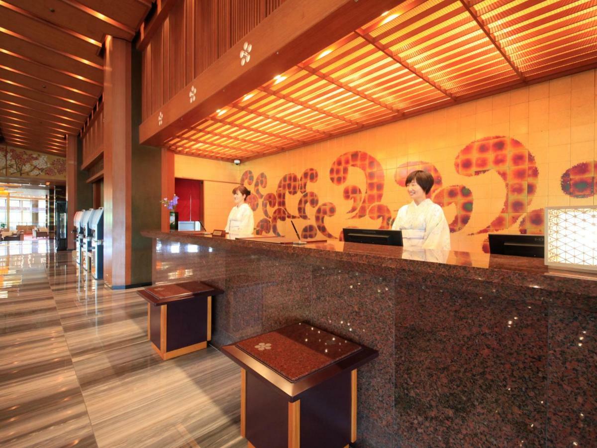Yamashiro Onsen Miyabi No Yado Kaga Hyakumangoku Ξενοδοχείο Εξωτερικό φωτογραφία